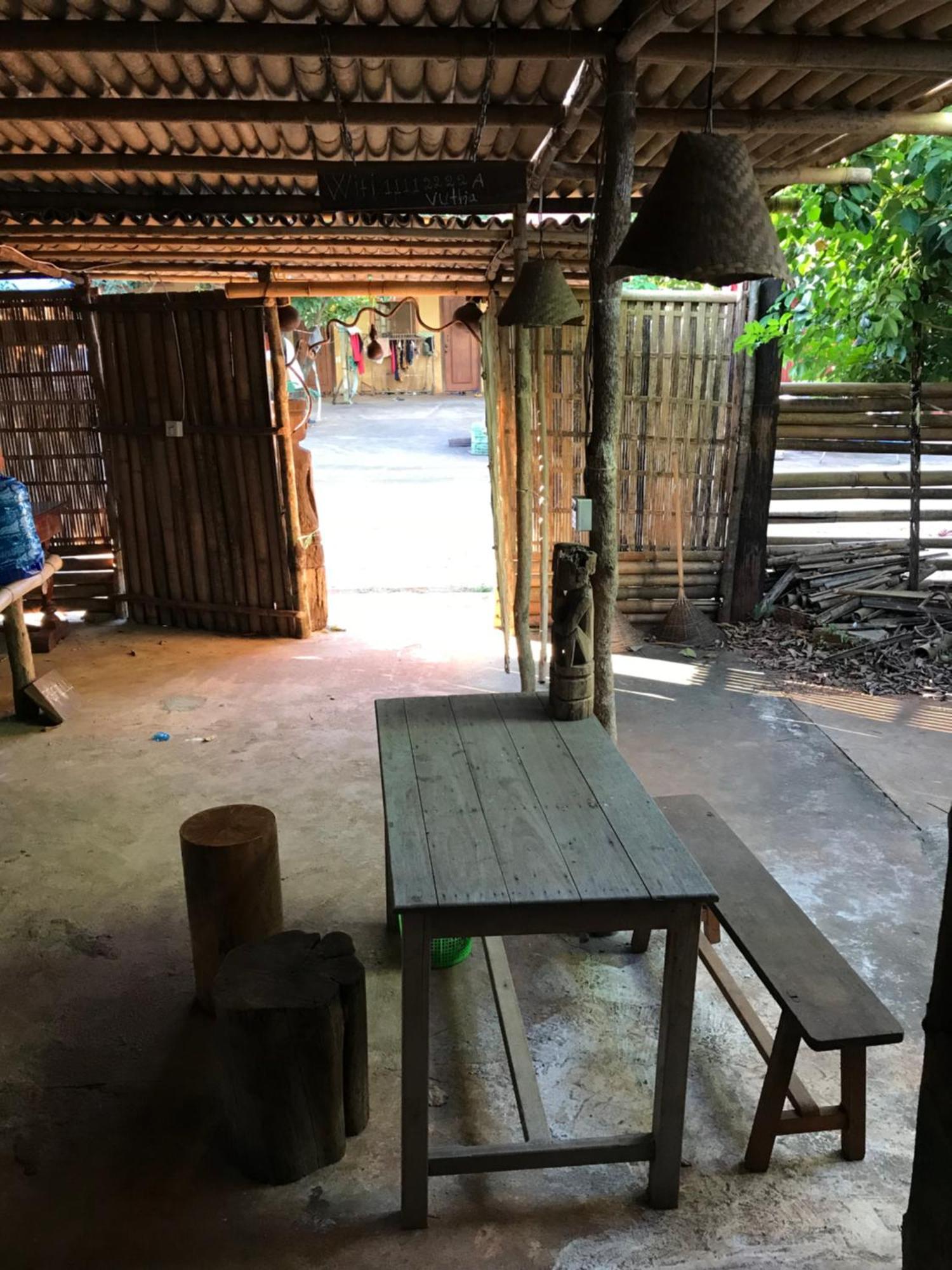 Happy Homestay Banlung & Trekking Exterior photo